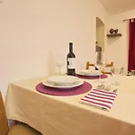 Apartment Neno - 50 M From Center